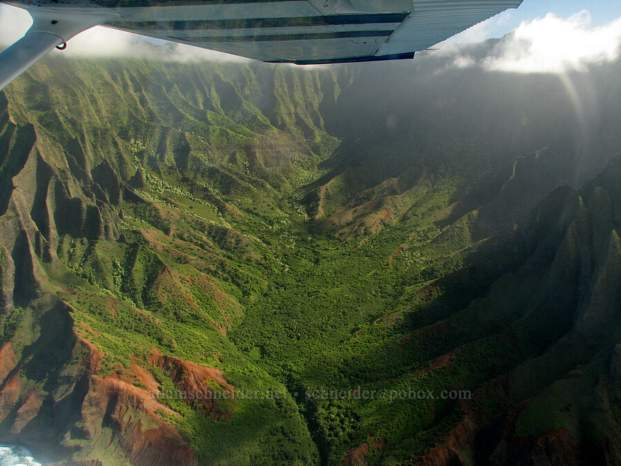 Kalalau Valley [airplane tour, Kaua'i, Hawaii]