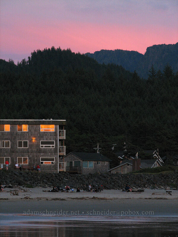 Tolovana Inn [Tolovana Park, Cannon Beach, Clatsop County, Oregon]