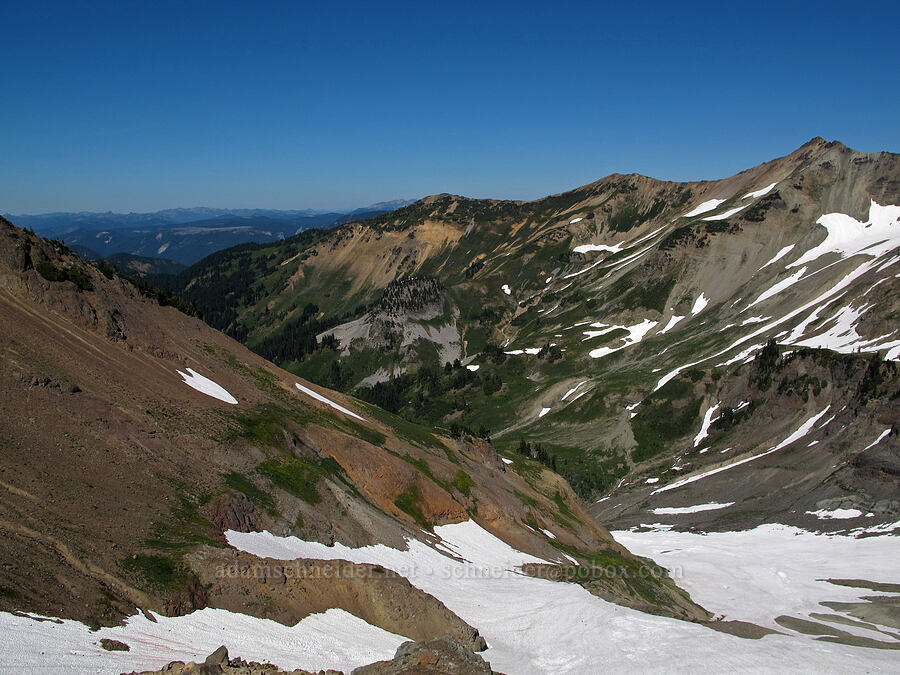 Upper Lake Creek Valley [Goat Ridge saddle, Goat Rocks Wilderness, Lewis County, Washington]