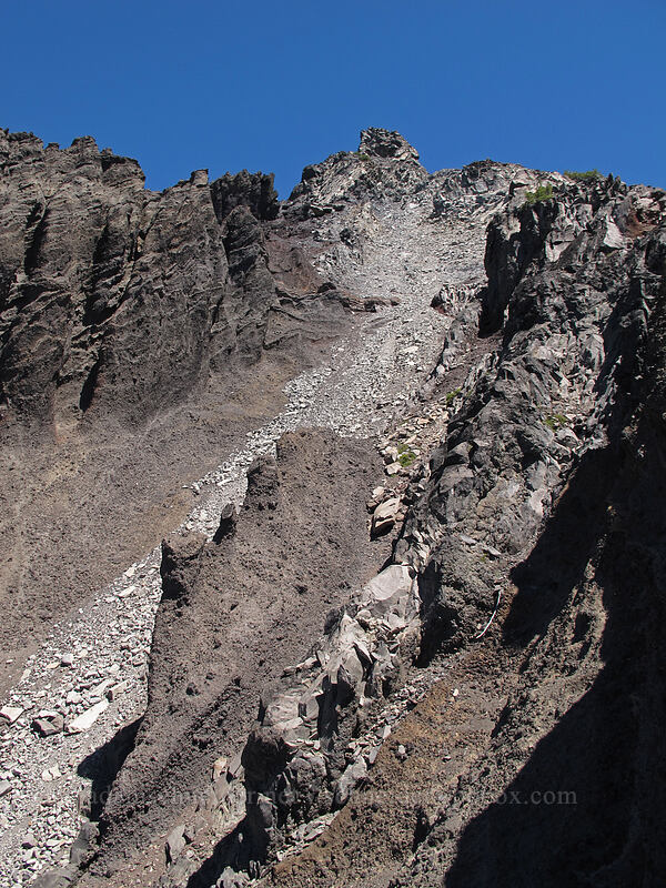 gully on the west side of the summit [Mt. Thielsen Trail, Mt. Thielsen Wilderness, Douglas County, Oregon]