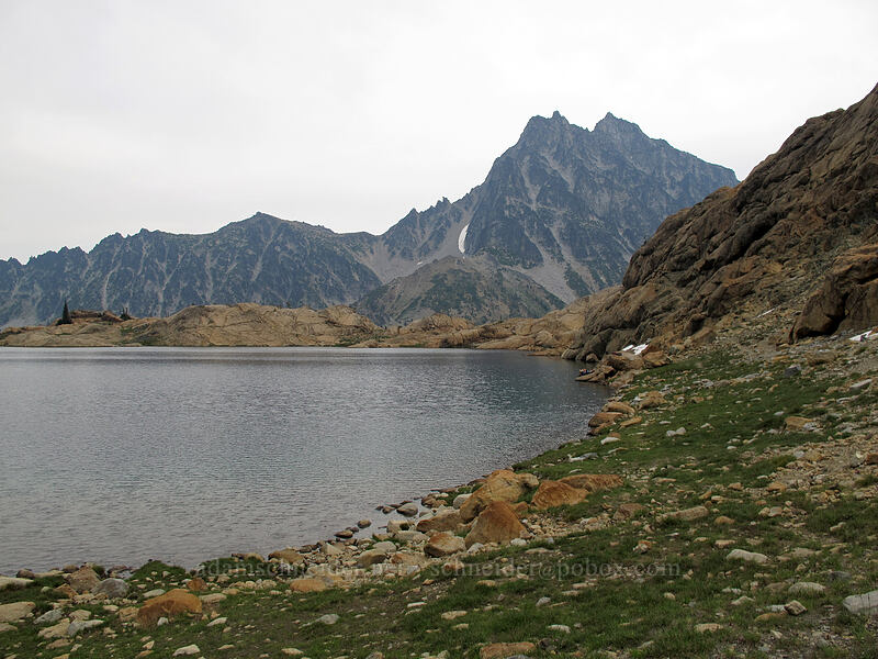 Lake Ingalls & Mt. Stuart [Lake Ingalls, Alpine Lakes Wilderness, Chelan County, Washington]