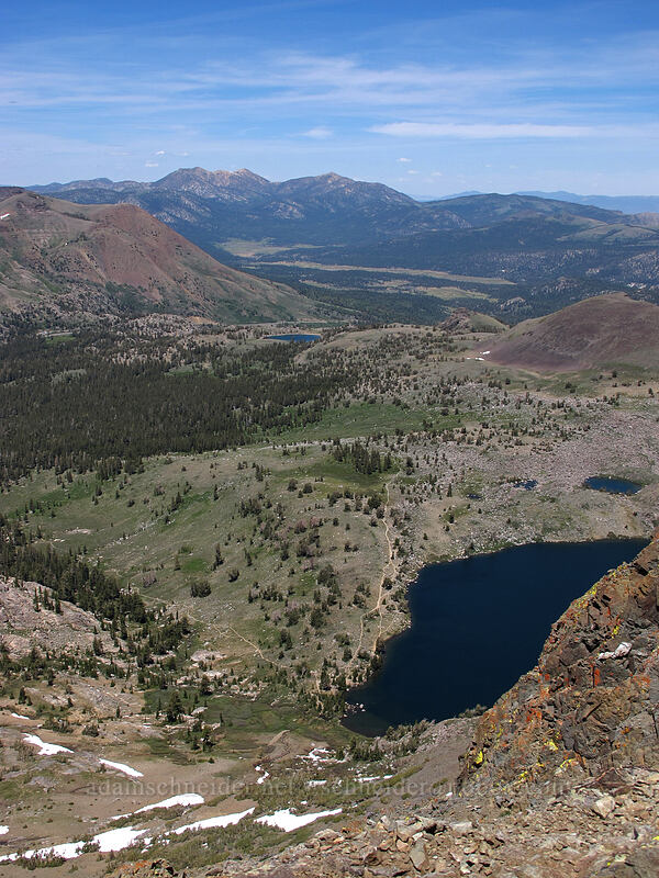 Lake Winnemucca, Red Lake Peak, & the Freel Peak massif [Round Top summit, Mokelumne Wilderness, Alpine County, California]