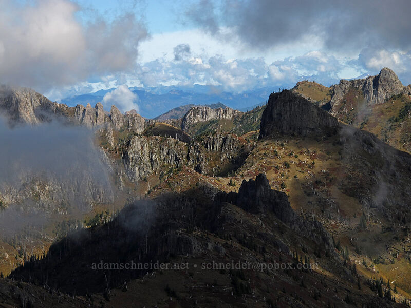 Whittier Ridge pinnacles & The Dome [Coldwater Peak, Mt. St. Helens National Volcanic Monument, Skamania County, Washington]