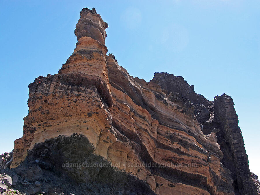 hoodoos [Three-Fingered Jack's east ridge, Mt. Jefferson Wilderness, Jefferson County, Oregon]