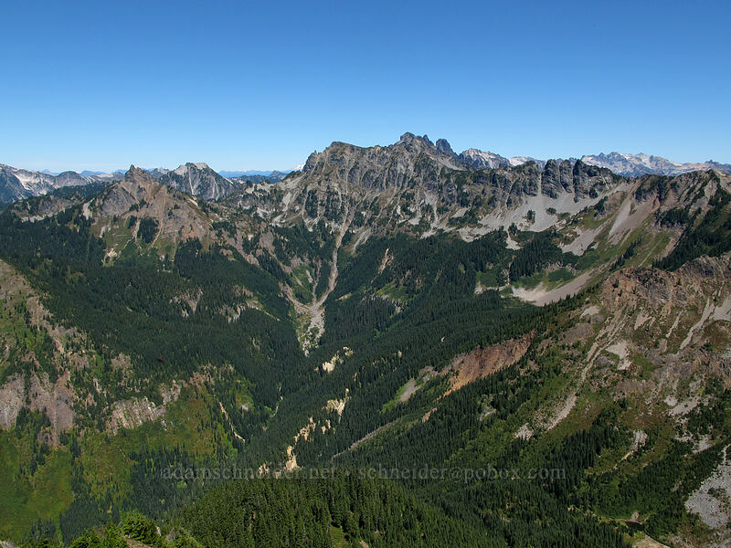 Chikamin Ridge [Alta Mountain summit, Alpine Lakes Wilderness, Kittitas County, Washington]