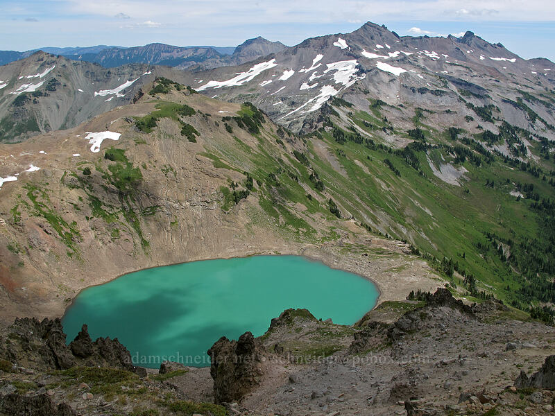 Goat Lake, Old Snowy, & Ives Peak [Hawkeye Point, Goat Rocks Wilderness, Lewis County, Washington]