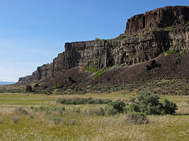rimrock & a waterfall [Ancient Lakes Trail, Grant County, Washington]