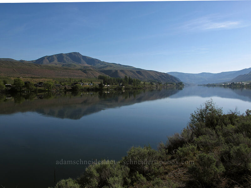 Columbia River & Chelan Butte [U.S. Highway 97, Douglas County, Washington]