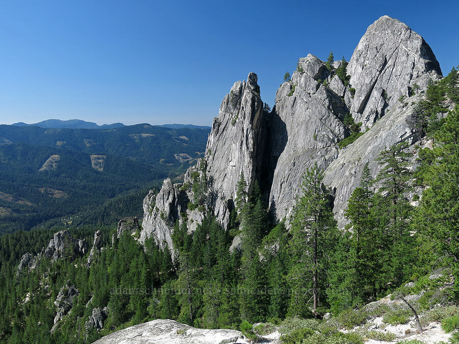 Six Toe Rock [Crags Trail, Castle Crags Wilderness, Shasta County, California]