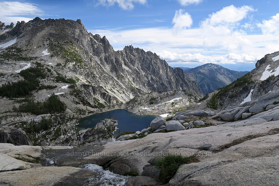 McClellan Peak & Crystal Lake [Snow Lakes Trail, Alpine Lakes Wilderness, Chelan County, Washington]