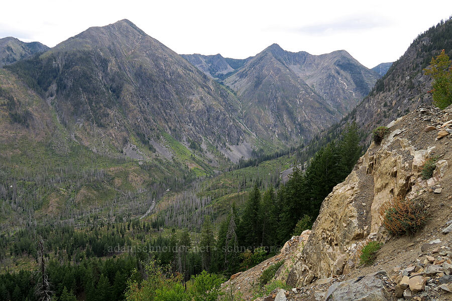 Delancy Ridge & Methow River [Deadhorse Point, Okanogan-Wenatchee National Forest, Okanogan County, Washington]