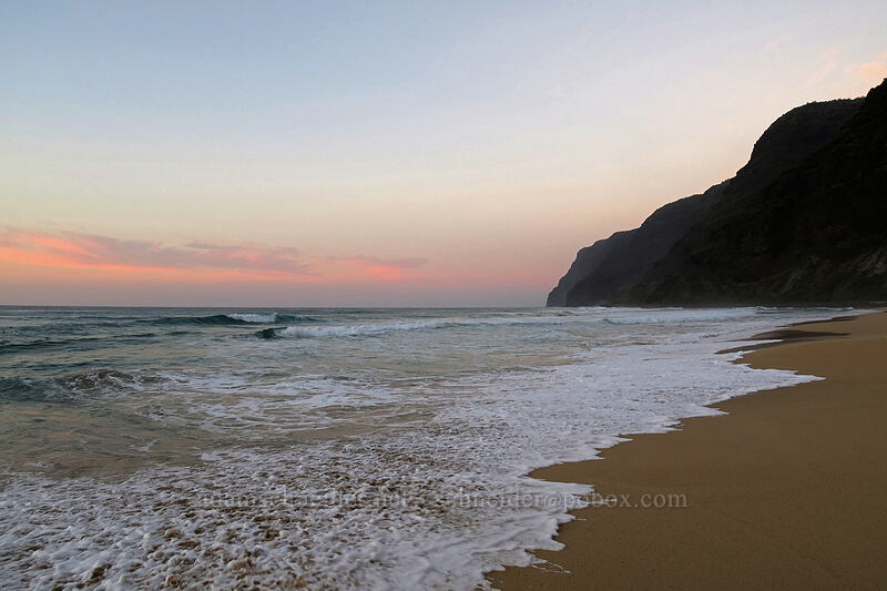 cliffs after sunset [Polihale Beach, Polihale State Park, Kaua'i, Hawaii]