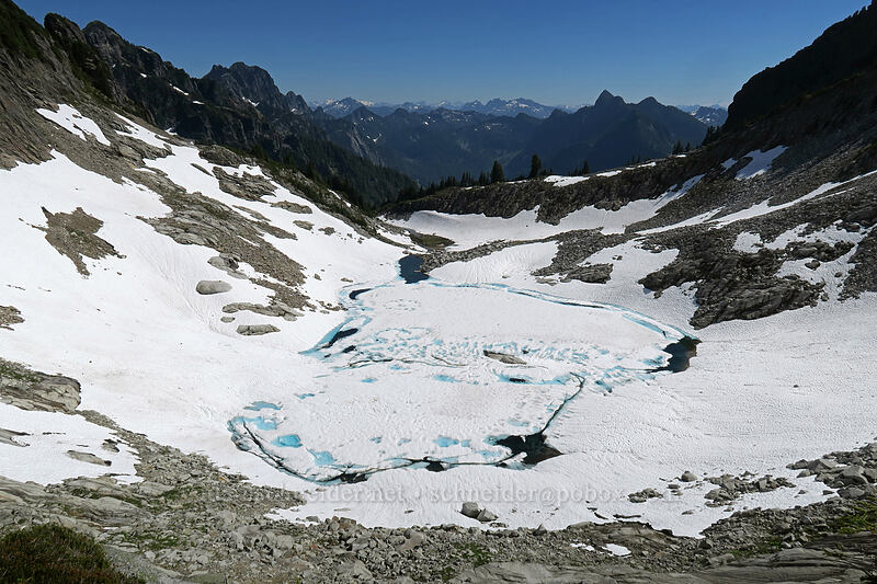 Lake Elan (Vesper Lake) [Vesper-Sperry saddle, Morning Star NRCA, Snohomish County, Washington]