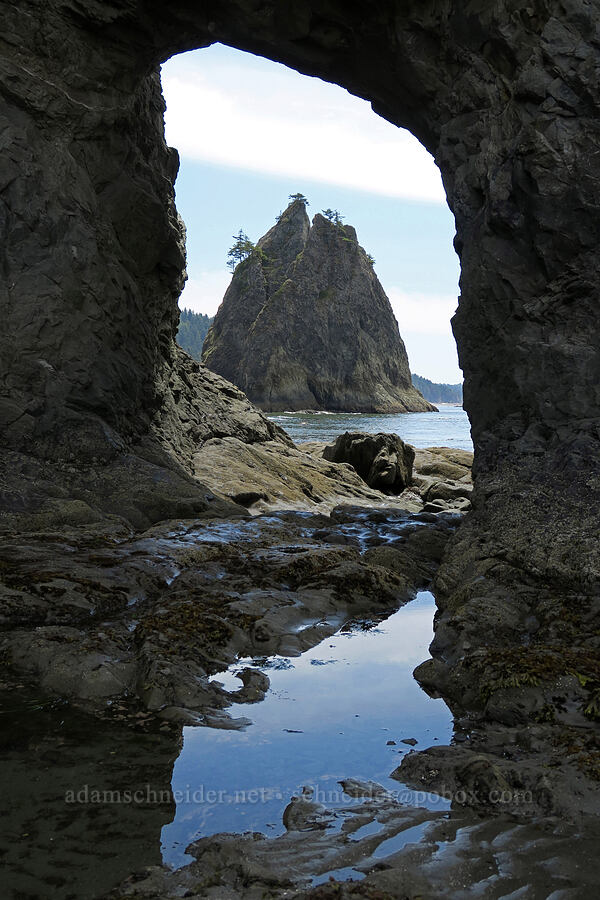 Hole-In-The-Wall [Rialto Beach, Olympic National Park, Clallam County, Washington]