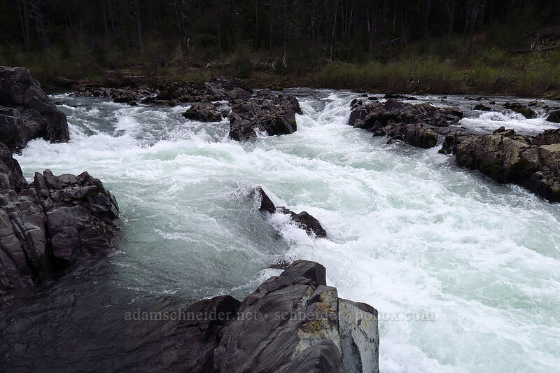 Little Illinois River Falls [Little Falls Loop Trail, Rogue River-Siskiyou National Forest, Josephine County, Oregon]