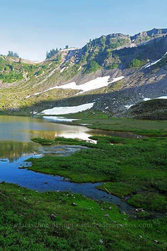 Upper Bagley Lake & Table Mountain [Chain Lakes Trail, Mount Baker-Snoqualmie National Forest, Whatcom County, Washington]