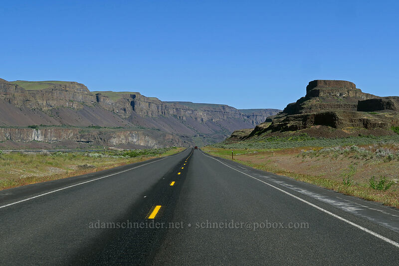 Grand Coulee [SR-17, Grant County, Washington]