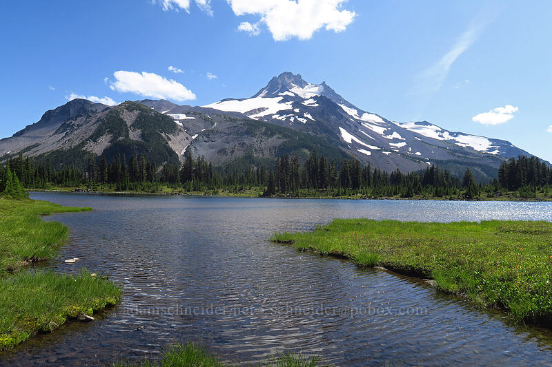 Mount Jefferson & Russell Lake [Jefferson Park, Mt. Jefferson Wilderness, Marion County, Oregon]