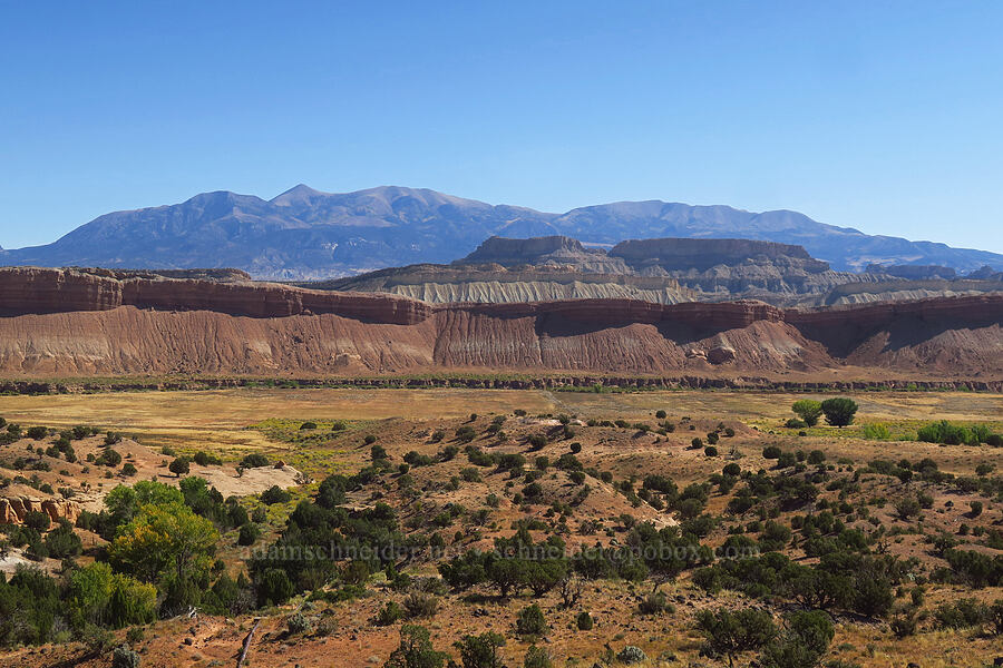 Sandy Creek Valley & Henry Mountains [Notom-Bullfrog Road, Garfield County, Utah]