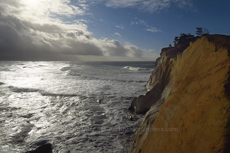 Cape Kiwanda & rain clouds [Cape Kiwanda State Natural Area, Pacific City, Tillamook County, Oregon]
