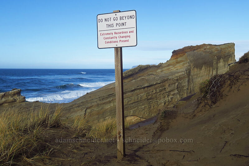the siren's song [Cape Kiwanda State Natural Area, Pacific City, Tillamook County, Oregon]