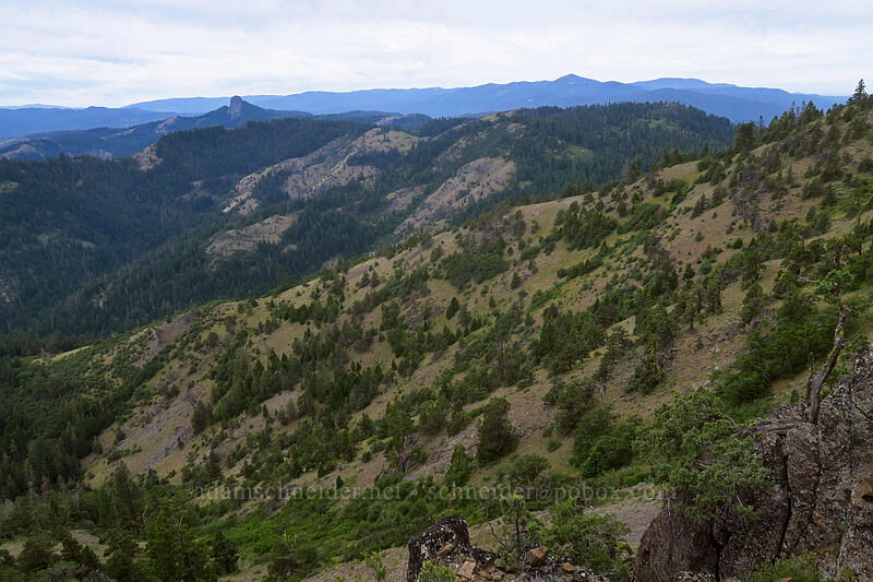 Pilot Rock & the Siskiyous [Boccard Point, Soda Mountain Wilderness, Jackson County, Oregon]