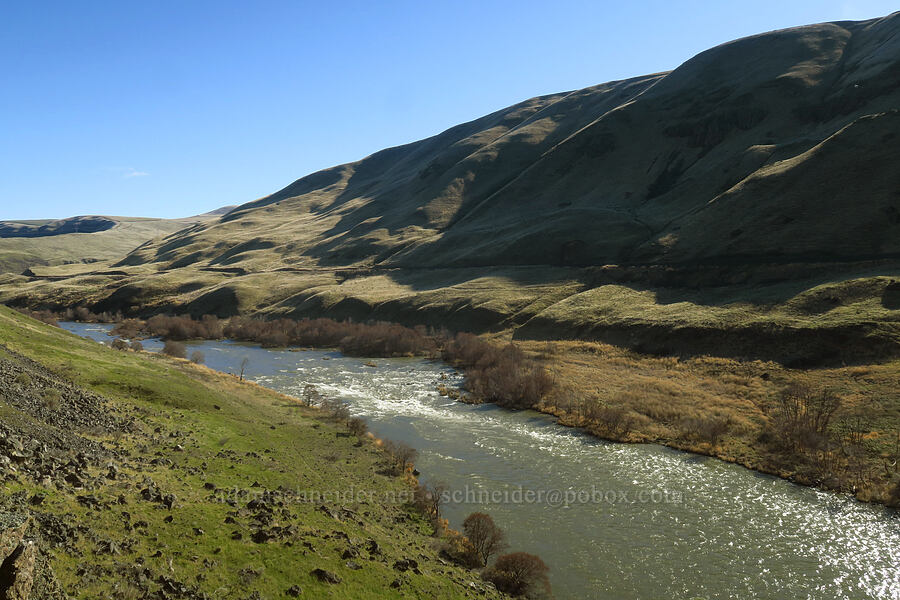 rapids [Riverview Trail, Deschutes River State Recreation Area, Sherman County, Oregon]
