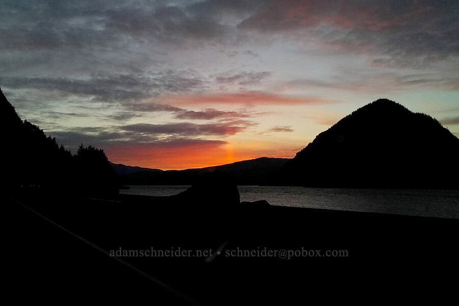 sunset & Wind Mountain [I-84, Hood River County, Oregon]