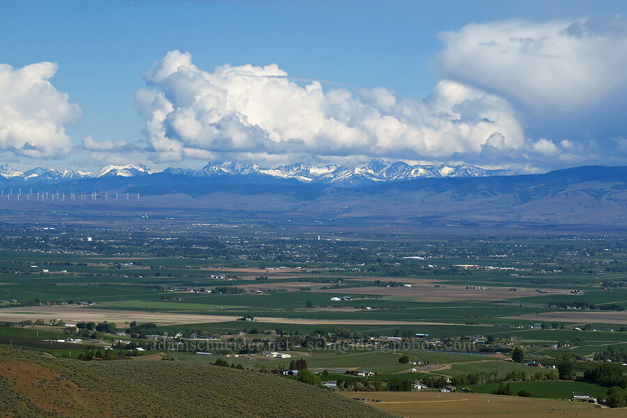 Wenatchee Mountains & Kittitas Valley [Manastash Ridge, Kittitas County, Washington]
