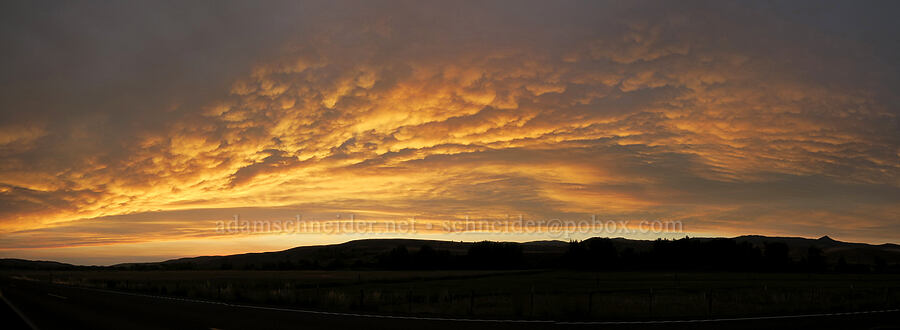 smoky sunset panorama [U.S. Highway 26, Grant County, Oregon]