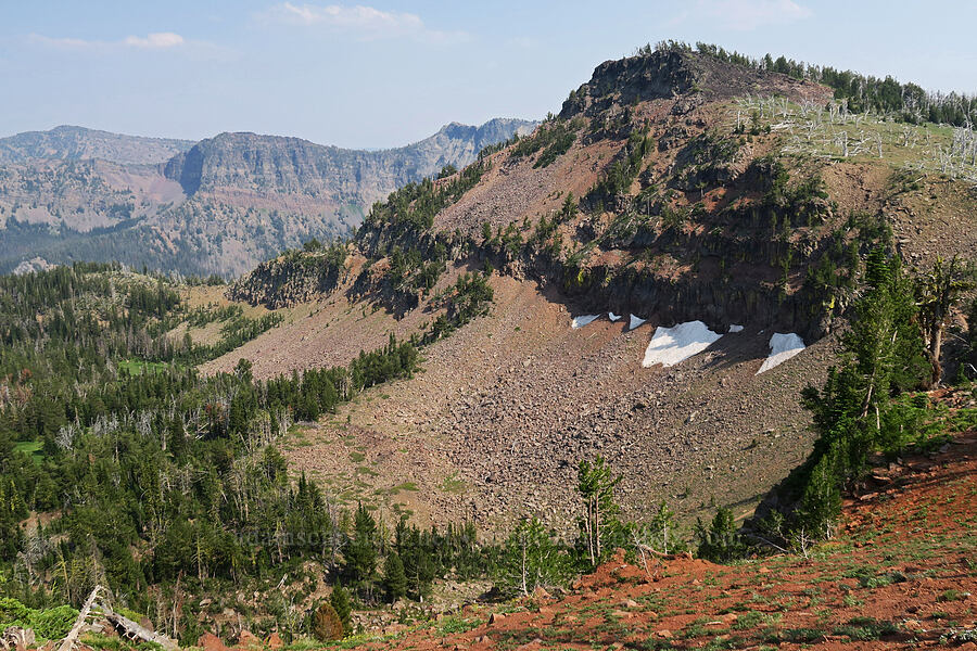 cliffs & snowfields [Onion Creek Trail, Strawberry Mountain Wilderness, Grant County, Oregon]