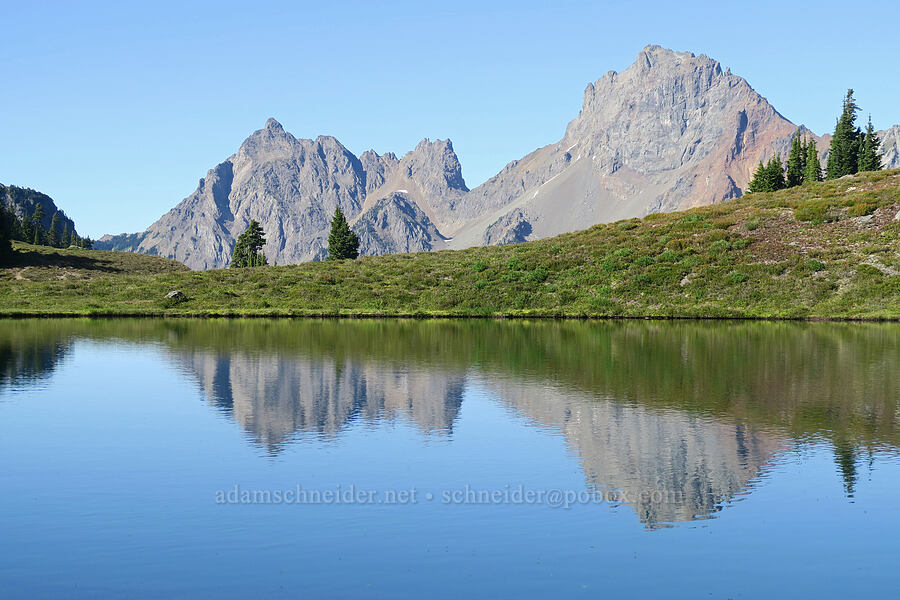 Canadian Border Peak & American Border Peak [Yellow Aster Butte Trail, Mt. Baker Wilderness, Whatcom County, Washington]