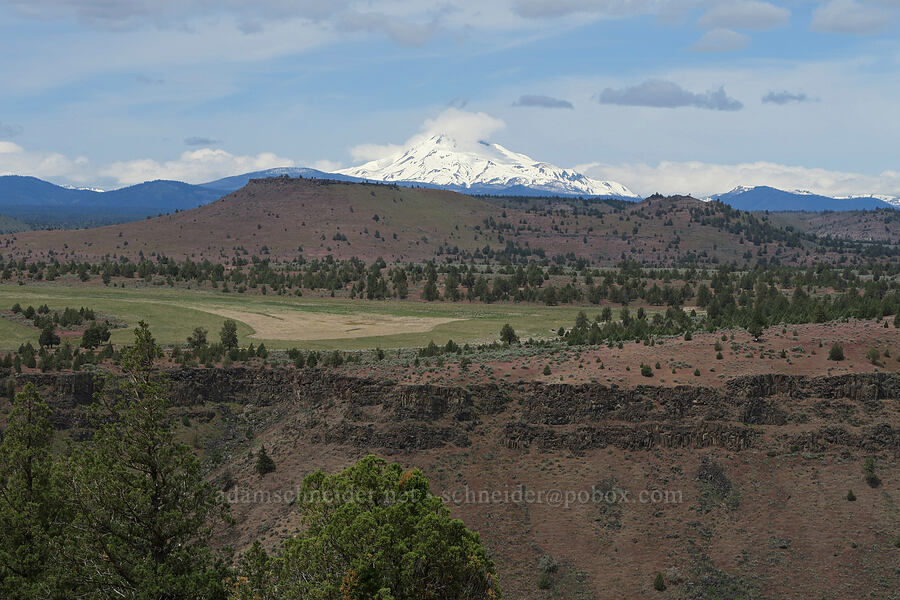 Mount Jefferson [Lake Simtustus Trail, Jefferson County, Oregon]