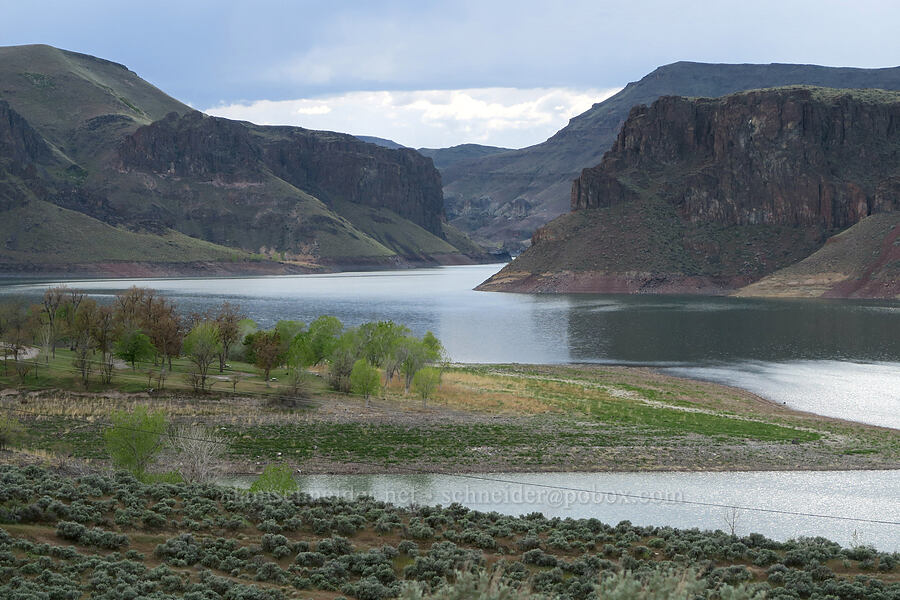 Lake Owyhee [Lake Owyhee State Park, Malheur County, Oregon]