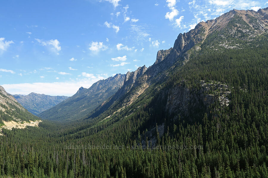 Kangaroo Ridge [U.S. Highway 20, Okanogan-Wenatchee National Forest, Okanogan County, Washington]
