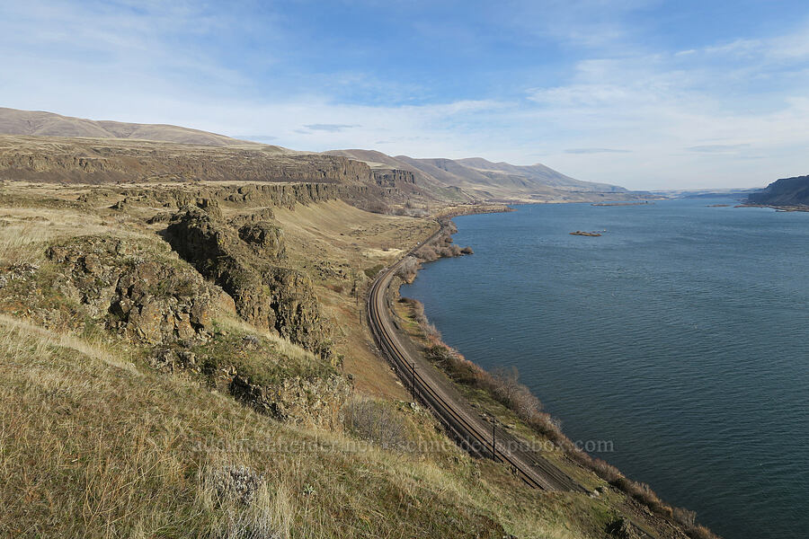 Columbia River [Columbia Hills State Park, Klickitat County, Washington]