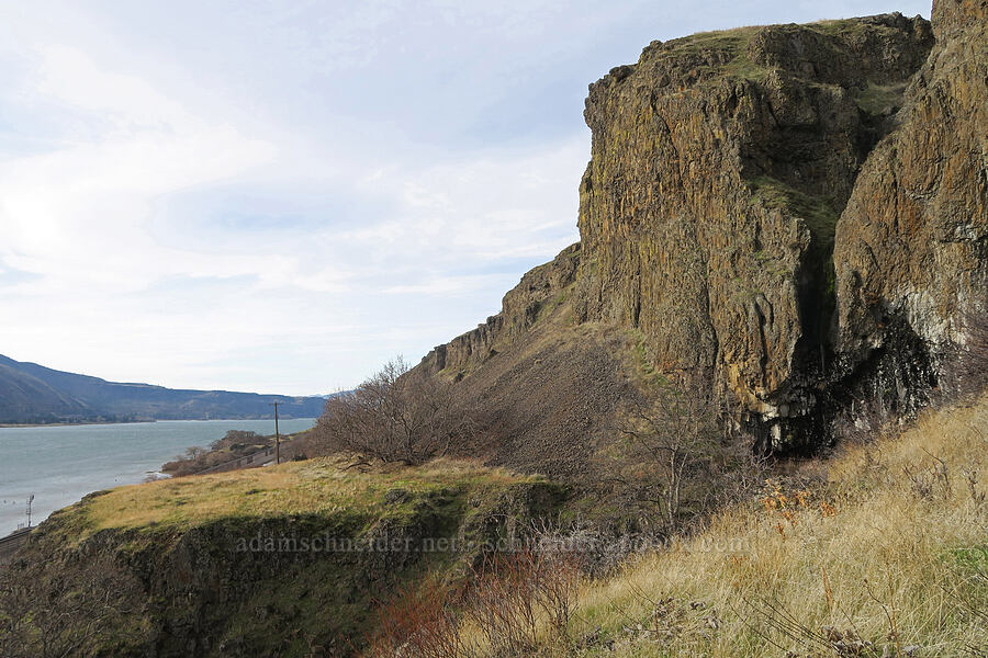 cliffs [Doug's Beach State Park, Klickitat County, Washington]