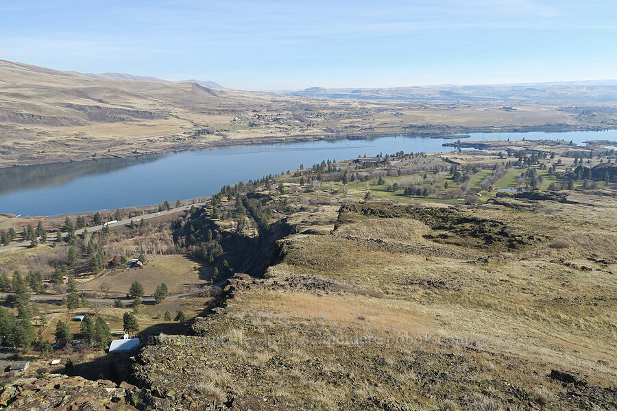view to the east [Crates Point, Wasco County, Oregon]