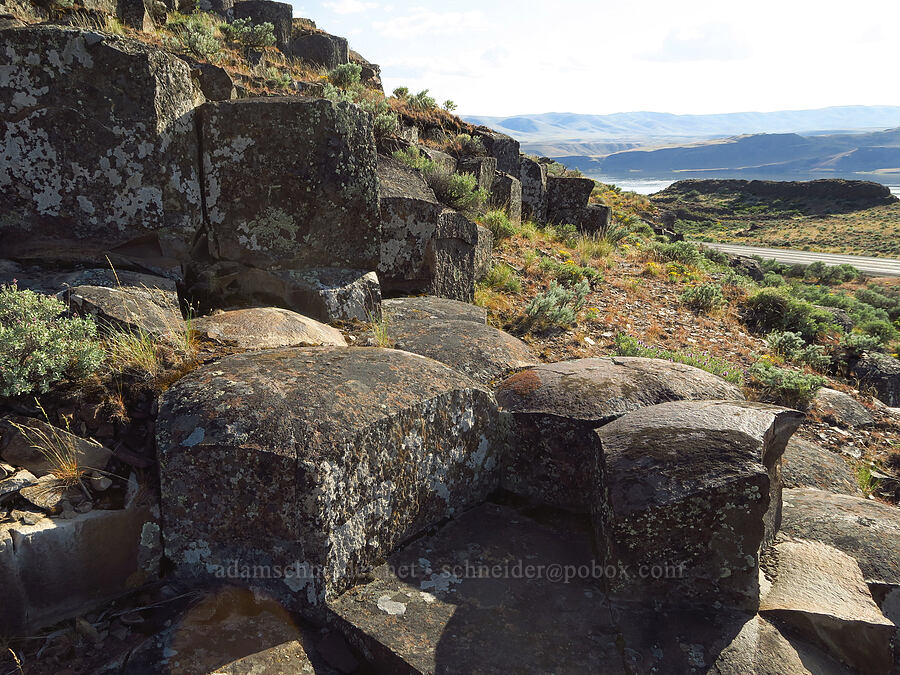 rounded basalt columns [Basalt Gardens, Grant County, Washington]