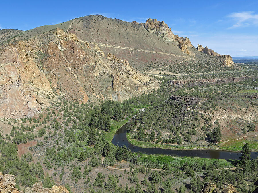 Staender Ridge, Marsupials, & the Crooked River [Smith Rock State Park, Deschutes County, Oregon]