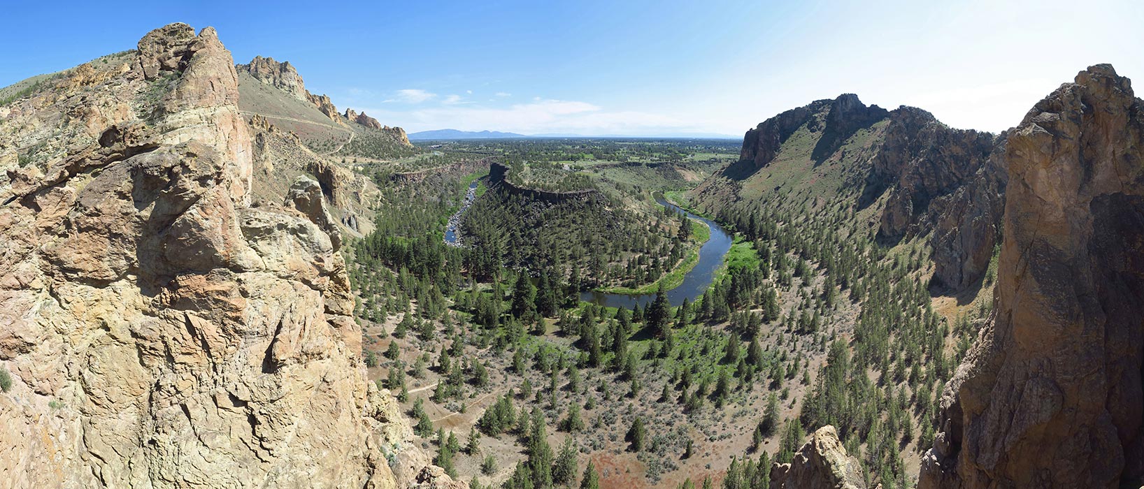 Smith Rock panorama [Smith Rock State Park, Deschutes County, Oregon]