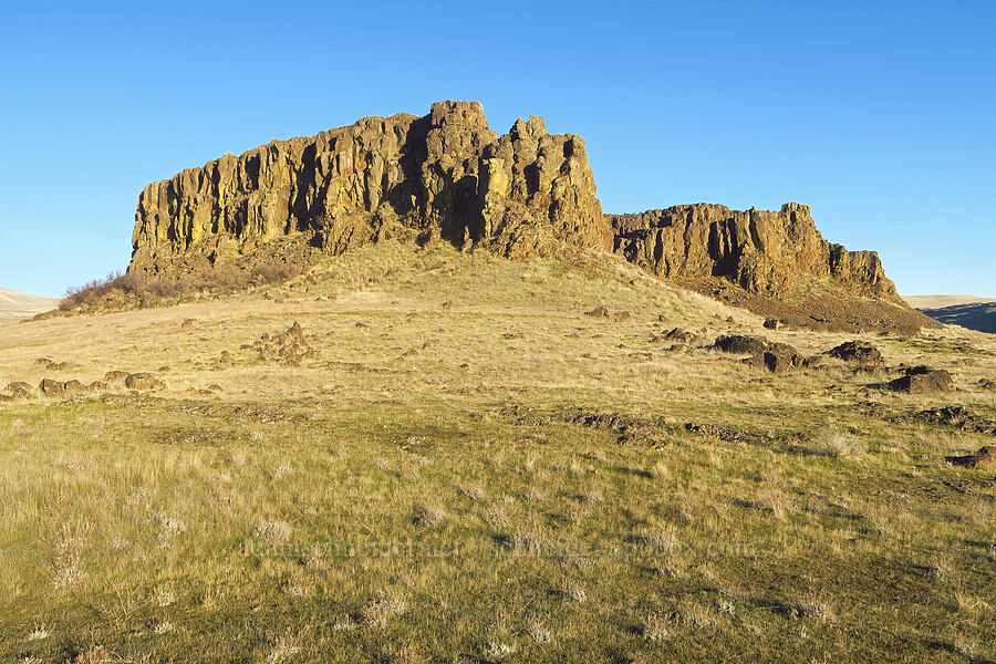 Horsethief Butte [Columbia Hills State Park, Klickitat County, Washington]