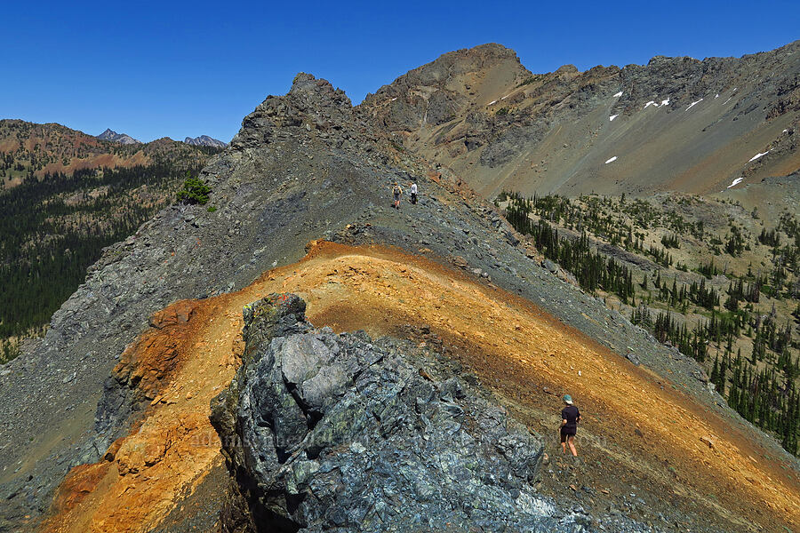 Small Fortune's rusty stripe & true summit [Small Fortune Peak, Okanogan-Wenatchee National Forest, Kittitas County, Washington]