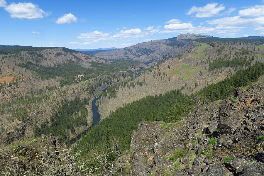 Grayback Mountain & Klickitat River Canyon [Leidl Ridge, Soda Springs Wildlife Area, Klickitat County, Washington]