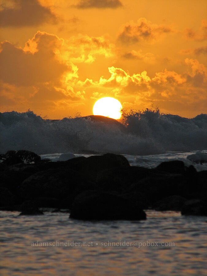 sunset [Baby Beach, Po'ipu, Kaua'i, Kaua'i, Hawaii]