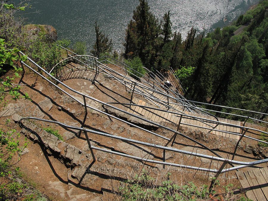 Beacon Rock walkways [Beacon Rock Trail, Beacon Rock State Park, Skamania County, Washington]